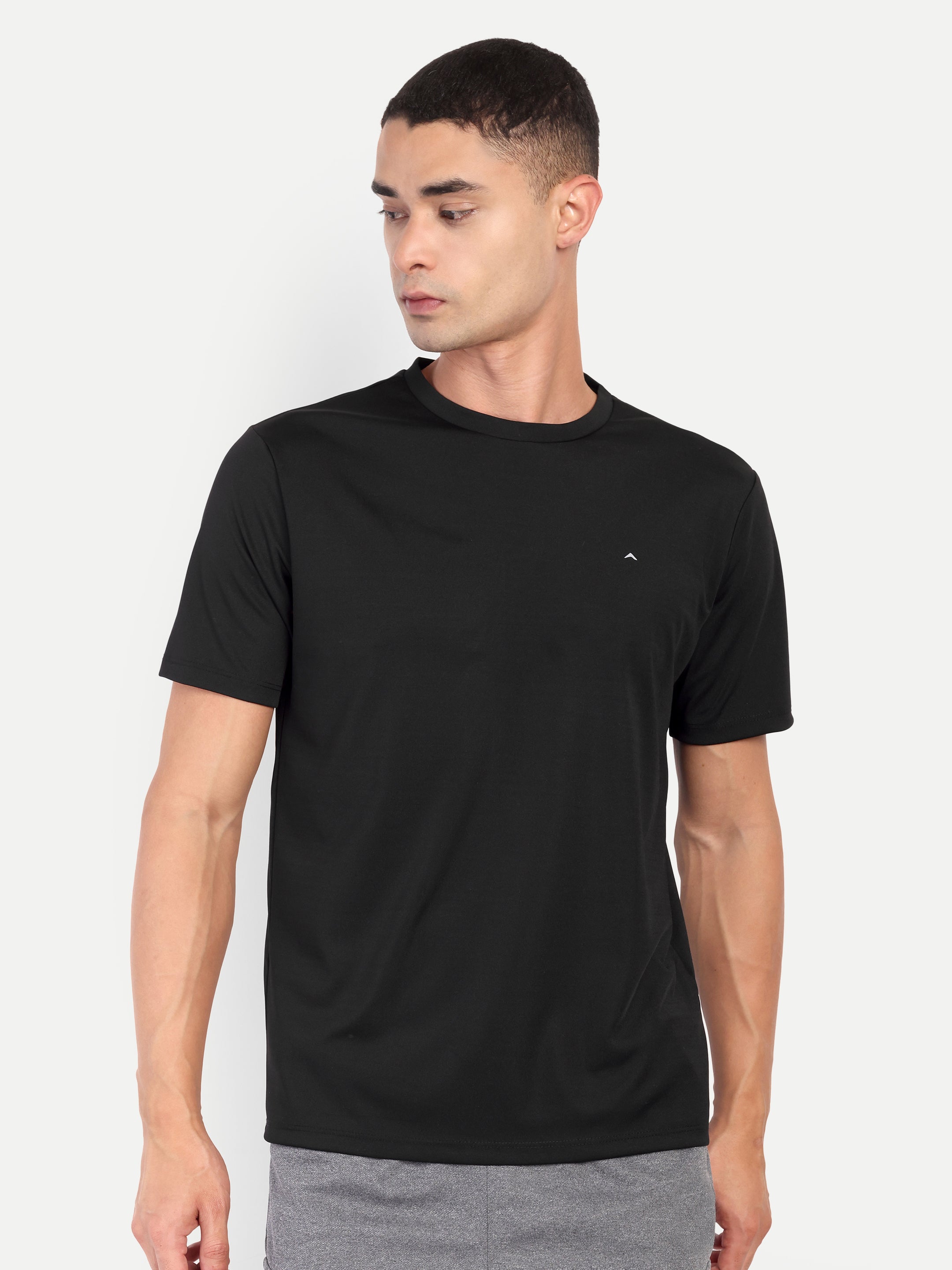 Adventra Basic Round Neck Tee ART103 (Black)-thumbmail-3