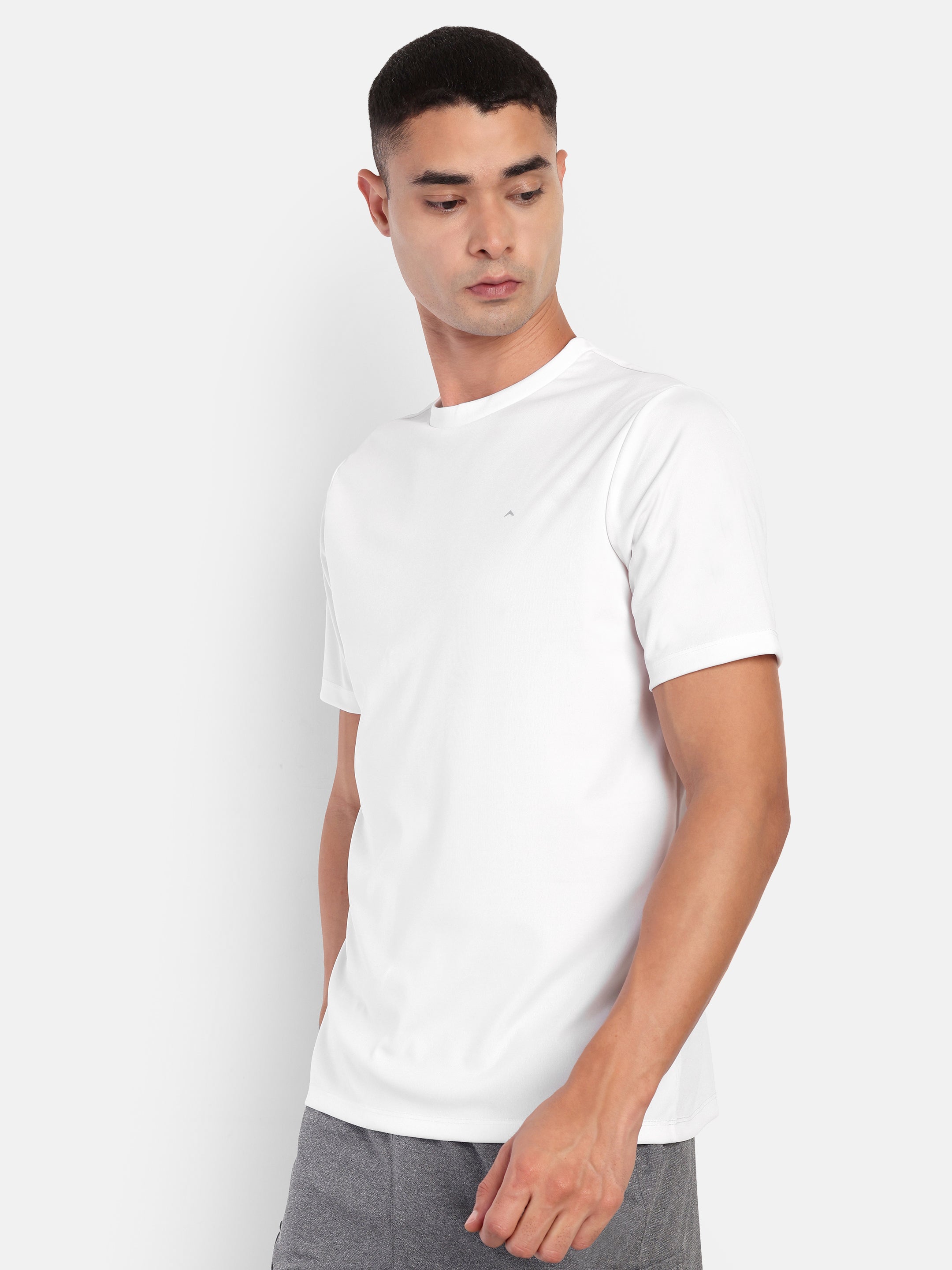 Adventra Basic Round Neck Tee ART103 (White)-thumbmail-4