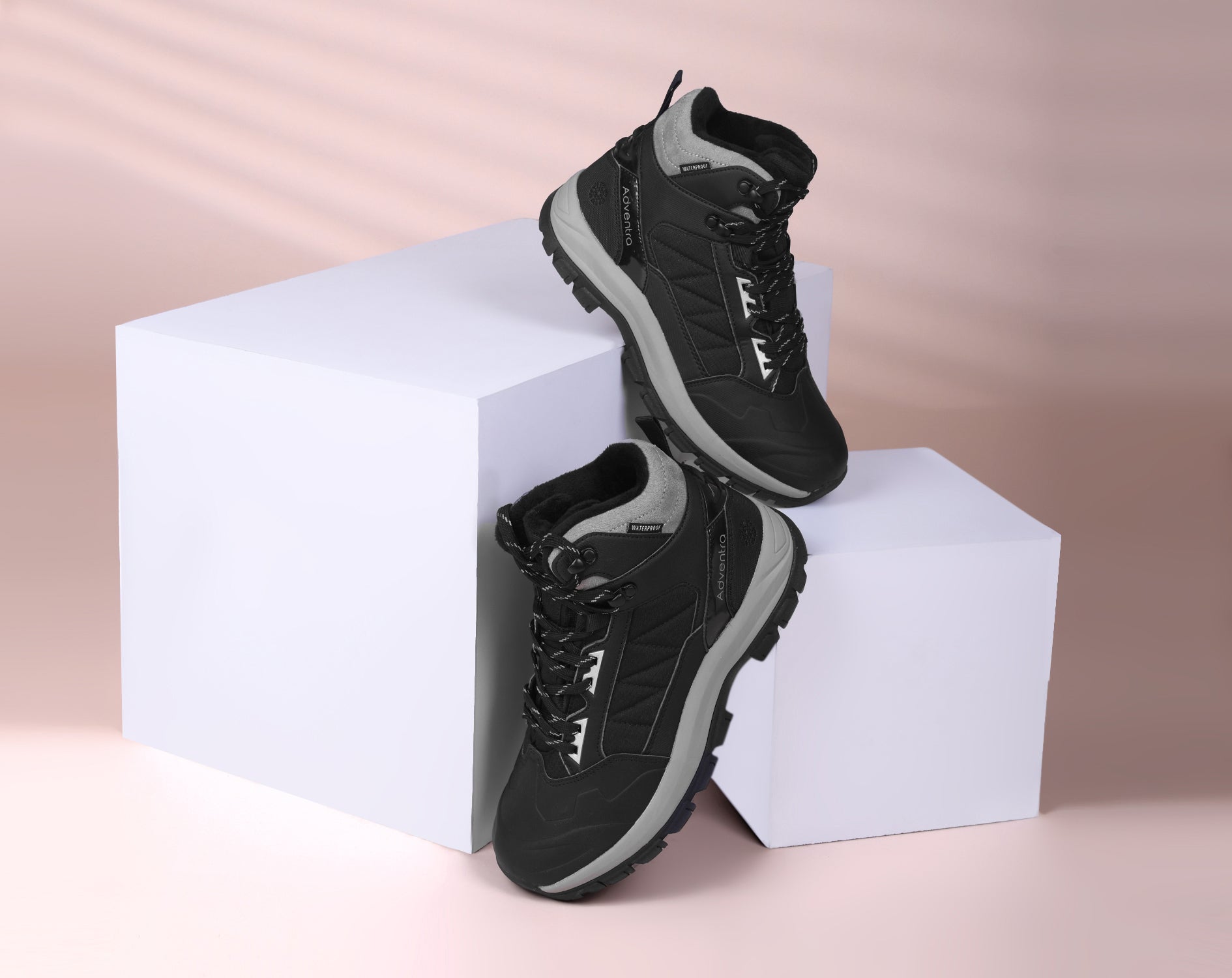 Men Waterproof Mid-Top Hiking Shoes with 3M Insulation (WH1104) Black-thumbmail-4